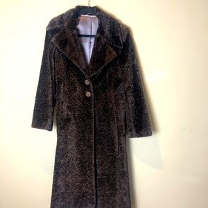 Elegant, long Coat - faux lamb by SHANI